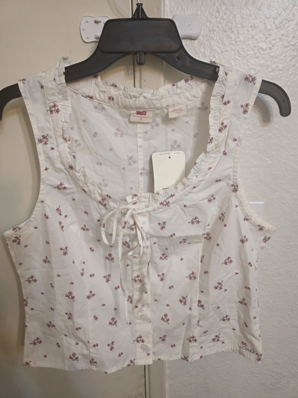 Levi's White Floral Tie-Front Camisole - Picture 2 of 5